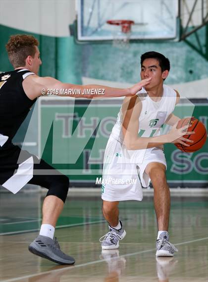 Thumbnail 1 in Calabasas @ Thousand Oaks photogallery.