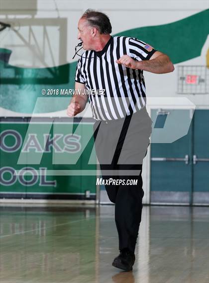 Thumbnail 3 in Calabasas @ Thousand Oaks photogallery.