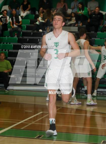 Thumbnail 1 in Calabasas @ Thousand Oaks photogallery.