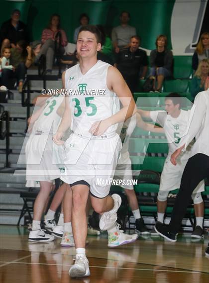Thumbnail 2 in Calabasas @ Thousand Oaks photogallery.