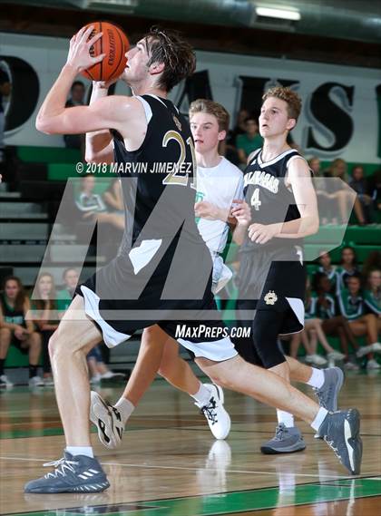 Thumbnail 3 in Calabasas @ Thousand Oaks photogallery.