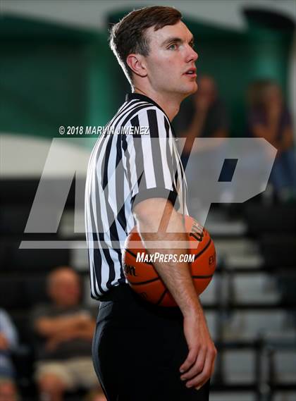 Thumbnail 1 in Calabasas @ Thousand Oaks photogallery.
