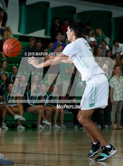 Thumbnail 1 in Calabasas @ Thousand Oaks photogallery.