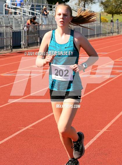 Thumbnail 1 in BVAL Girls Cross Country Championship photogallery.