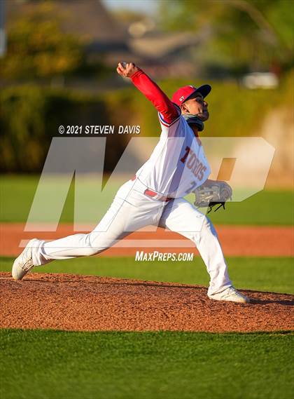 Thumbnail 3 in Perry @ Mountain View photogallery.