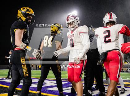 Thumbnail 1 in Centerville vs. Wayne (OHSAA District 2 Regional Championship) photogallery.