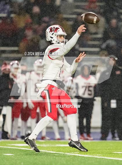 Thumbnail 2 in Centerville vs. Wayne (OHSAA District 2 Regional Championship) photogallery.