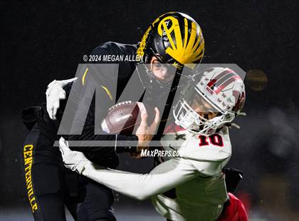 Thumbnail 1 in Centerville vs. Wayne (OHSAA District 2 Regional Championship) photogallery.