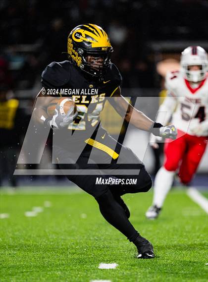Thumbnail 3 in Centerville vs. Wayne (OHSAA District 2 Regional Championship) photogallery.