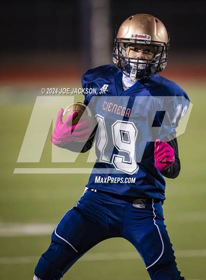 Thumbnail 1 in Cienega vs Buena photogallery.