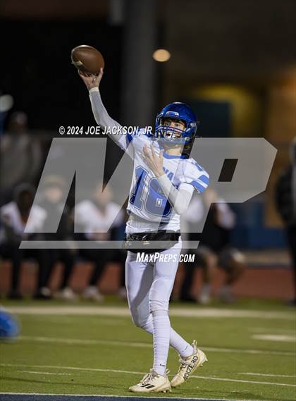 Thumbnail 3 in Cienega vs Buena photogallery.