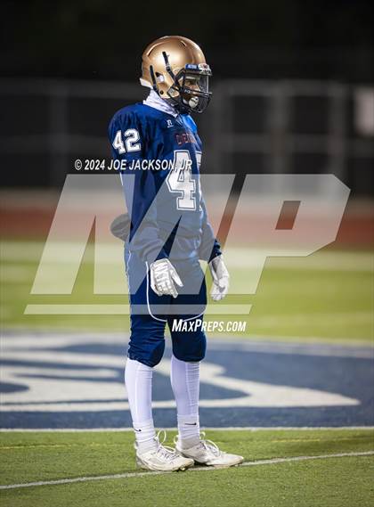 Thumbnail 3 in Cienega vs Buena photogallery.