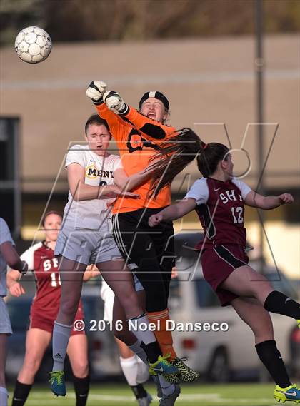 Thumbnail 1 in Menlo School vs. Sacred Heart Prep photogallery.