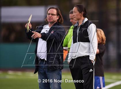 Thumbnail 2 in Menlo School vs. Sacred Heart Prep photogallery.