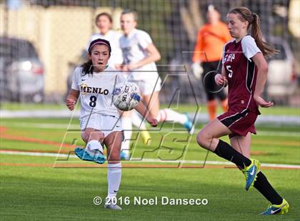 Thumbnail 1 in Menlo School vs. Sacred Heart Prep photogallery.