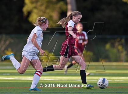 Thumbnail 3 in Menlo School vs. Sacred Heart Prep photogallery.