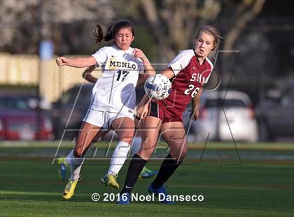 Thumbnail 3 in Menlo School vs. Sacred Heart Prep photogallery.