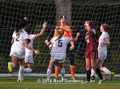 Thumbnail 2 in Menlo School vs. Sacred Heart Prep photogallery.