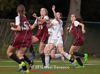 Thumbnail 1 in Menlo School vs. Sacred Heart Prep photogallery.