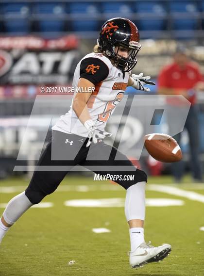 Thumbnail 2 in Liberty vs. Kalama (WIAA 2B Final) photogallery.