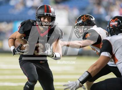 Thumbnail 3 in Liberty vs. Kalama (WIAA 2B Final) photogallery.