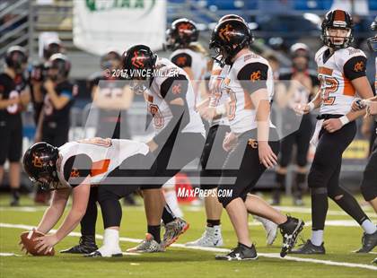 Thumbnail 1 in Liberty vs. Kalama (WIAA 2B Final) photogallery.