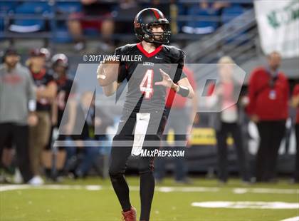 Thumbnail 1 in Liberty vs. Kalama (WIAA 2B Final) photogallery.