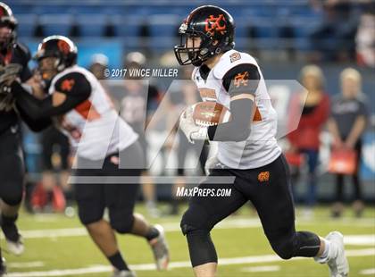 Thumbnail 3 in Liberty vs. Kalama (WIAA 2B Final) photogallery.