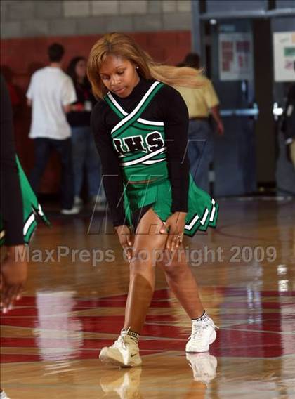 Thumbnail 3 in Inglewood vs. Ocean View (CIF SS D4-AA Final) photogallery.