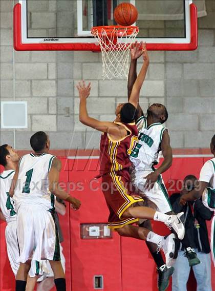 Thumbnail 1 in Inglewood vs. Ocean View (CIF SS D4-AA Final) photogallery.