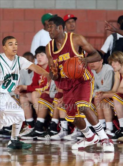 Thumbnail 2 in Inglewood vs. Ocean View (CIF SS D4-AA Final) photogallery.