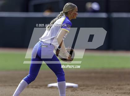 Thumbnail 3 in Brookeland vs. Jonesboro (UIL Softball 1A Final) photogallery.