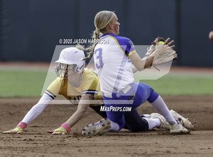 Thumbnail 3 in Brookeland vs. Jonesboro (UIL Softball 1A Final) photogallery.