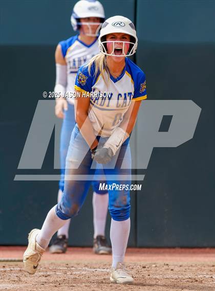 Thumbnail 1 in Brookeland vs. Jonesboro (UIL Softball 1A Final) photogallery.