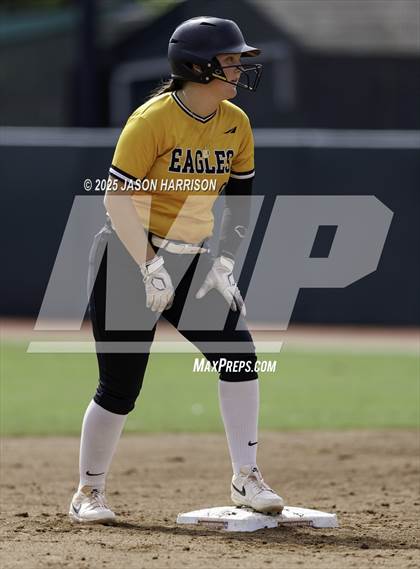 Thumbnail 1 in Brookeland vs. Jonesboro (UIL Softball 1A Final) photogallery.