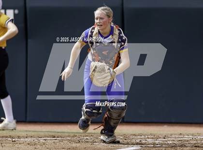 Thumbnail 2 in Brookeland vs. Jonesboro (UIL Softball 1A Final) photogallery.