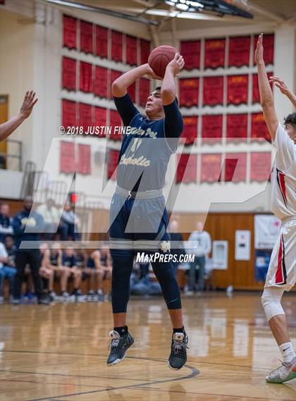 Thumbnail 3 in Mater Dei Catholic @ La Jolla photogallery.