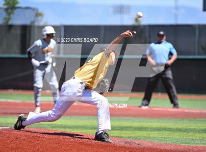Thumbnail 2 in Valley vs. St. Pius X (NMAA 4A Semifinal) photogallery.