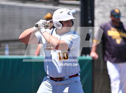 Thumbnail 3 in Valley vs. St. Pius X (NMAA 4A Semifinal) photogallery.