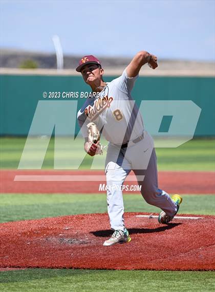Thumbnail 2 in Valley vs. St. Pius X (NMAA 4A Semifinal) photogallery.