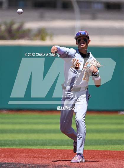 Thumbnail 3 in Valley vs. St. Pius X (NMAA 4A Semifinal) photogallery.