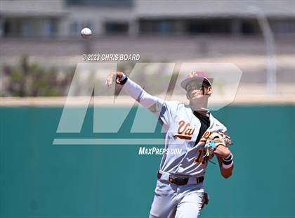 Thumbnail 2 in Valley vs. St. Pius X (NMAA 4A Semifinal) photogallery.