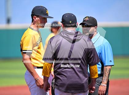 Thumbnail 2 in Valley vs. St. Pius X (NMAA 4A Semifinal) photogallery.