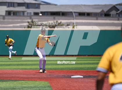 Thumbnail 2 in Valley vs. St. Pius X (NMAA 4A Semifinal) photogallery.