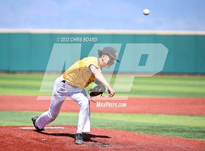 Thumbnail 2 in Valley vs. St. Pius X (NMAA 4A Semifinal) photogallery.