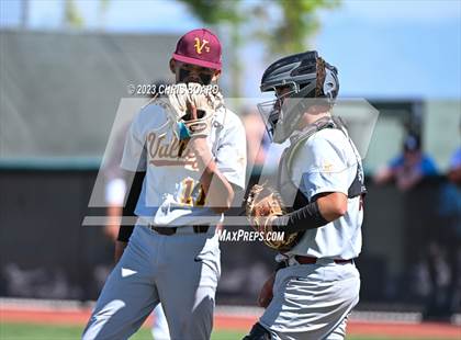 Thumbnail 2 in Valley vs. St. Pius X (NMAA 4A Semifinal) photogallery.