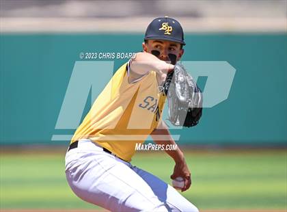 Thumbnail 2 in Valley vs. St. Pius X (NMAA 4A Semifinal) photogallery.