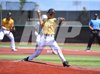 Thumbnail 1 in Valley vs. St. Pius X (NMAA 4A Semifinal) photogallery.