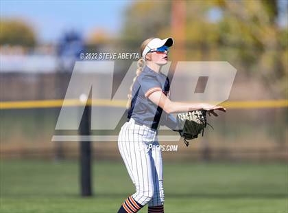 Thumbnail 3 in Legend @ Douglas County (CHSAA 5A Championship Semifinal) photogallery.