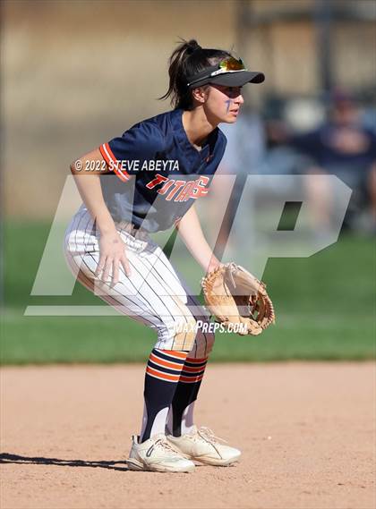 Thumbnail 2 in Legend @ Douglas County (CHSAA 5A Championship Semifinal) photogallery.